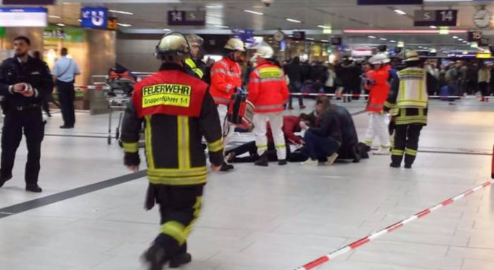 Alemanha. Homem fere várias pessoas com machado