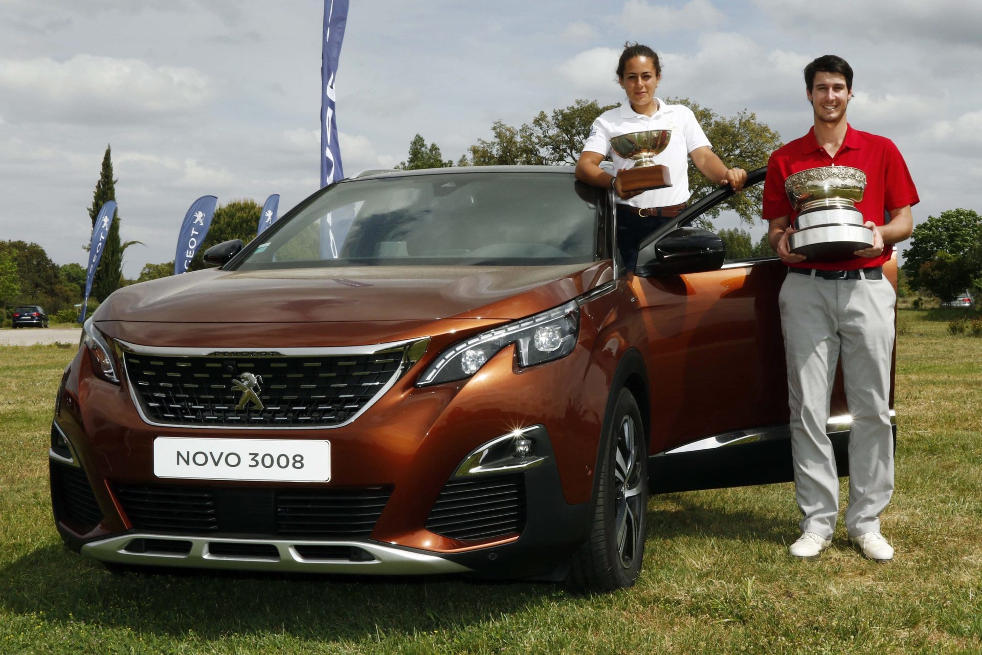 Golfe. Leonor Bessa e Tomás Melo Gouveia vencem Campeonato Nacional Absoluto Peugeot