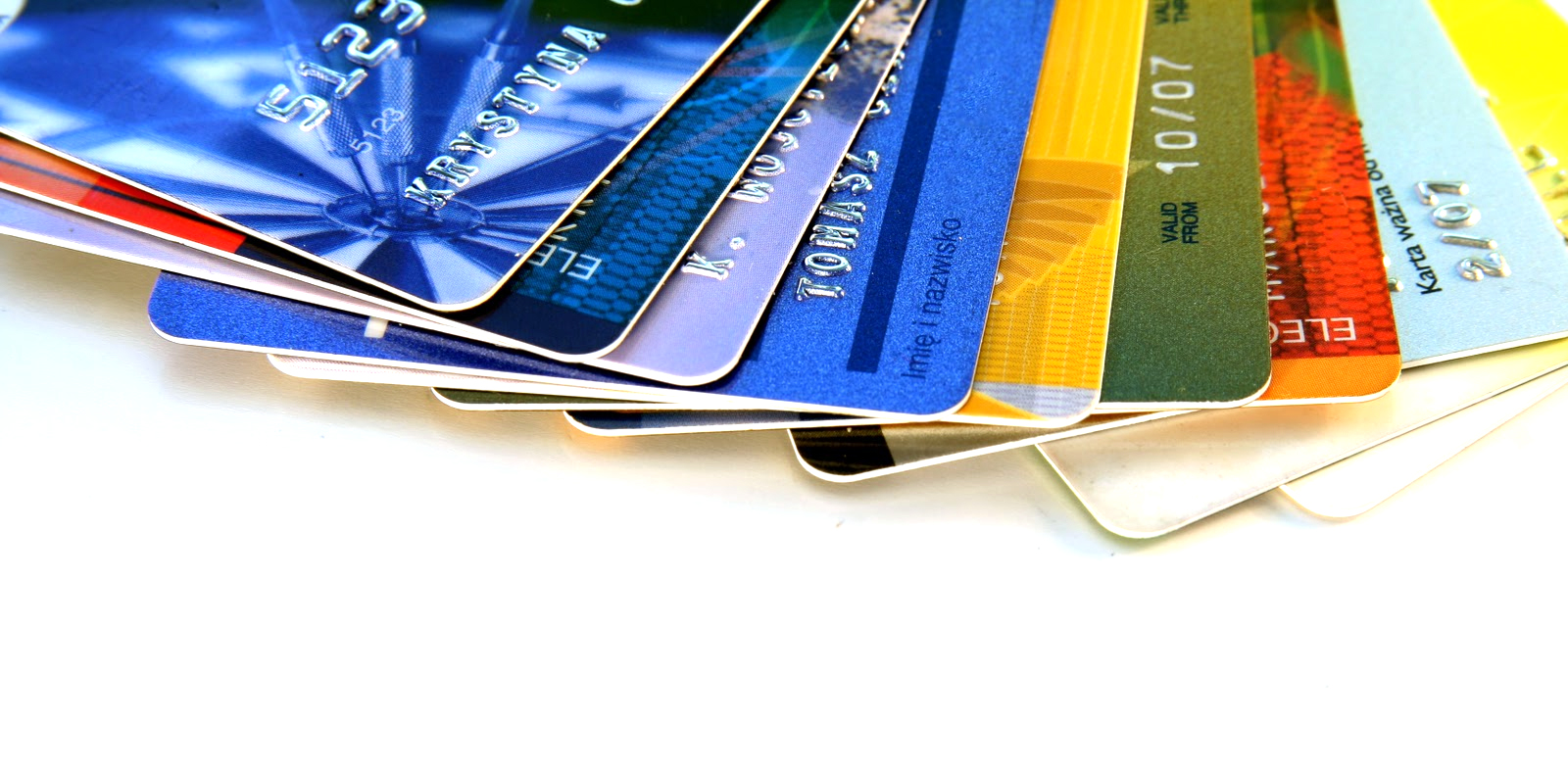 Cartões de crédito. Cuidados a ter para não cair numa situação de sobreendividamento