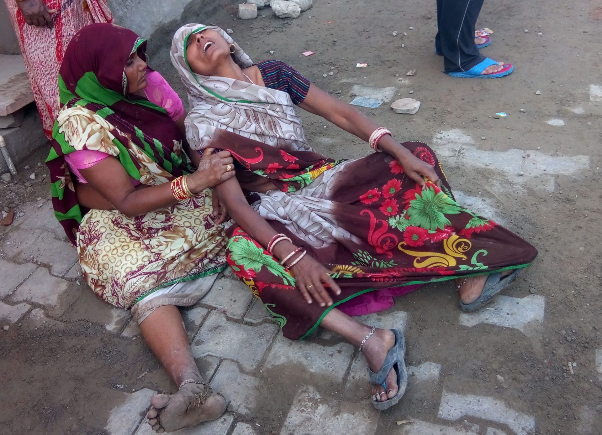 Queda de muro na Índia faz pelo menos 22 mortos
