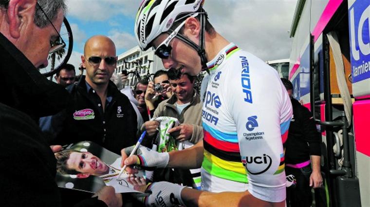 Ciclismo. Rui Costa termina 11ª etapa do Giro em segundo