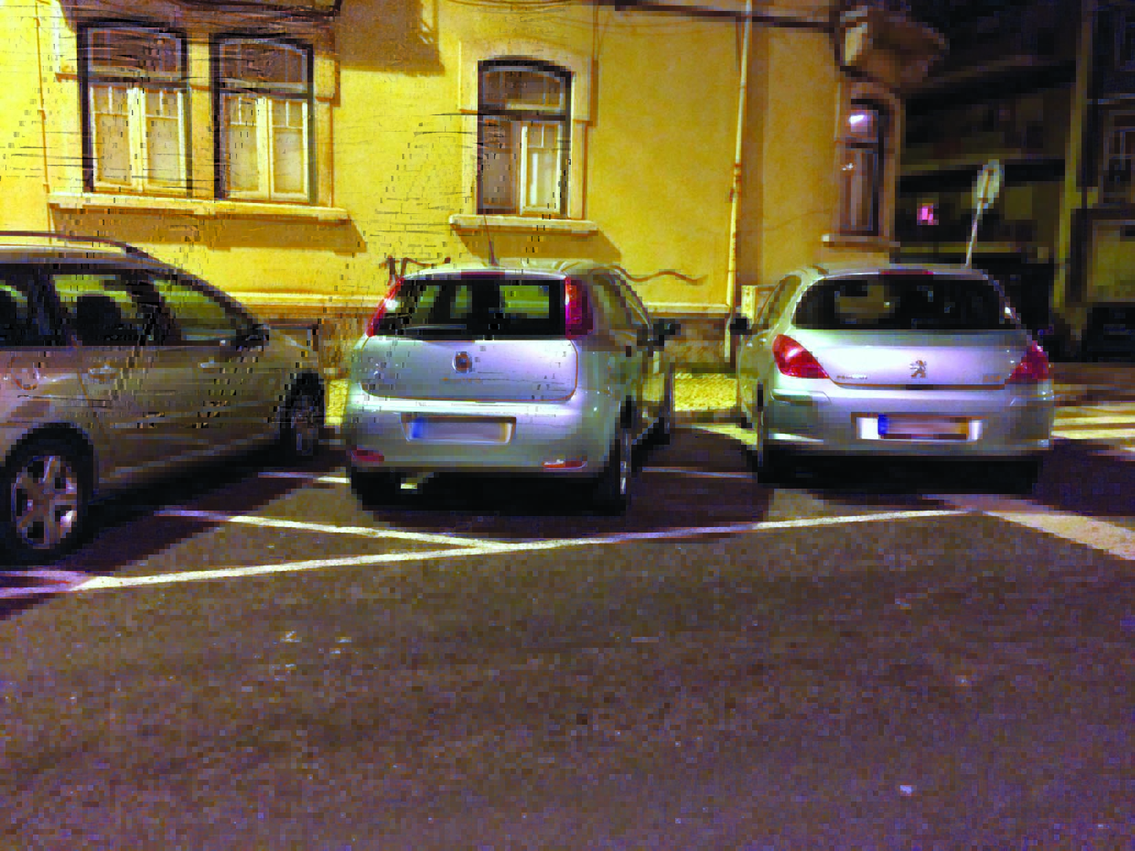 EMEL. Para estacionar em Lisboa vale tudo, até dormir no carro