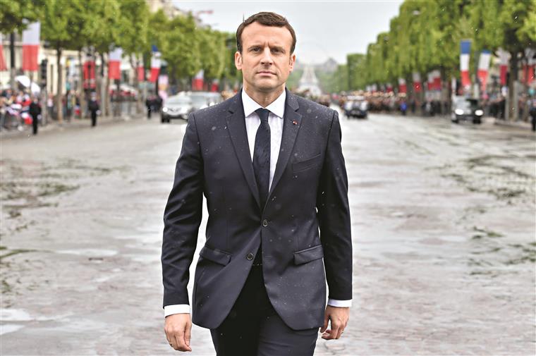 França. Macron quer estender estado de emergência