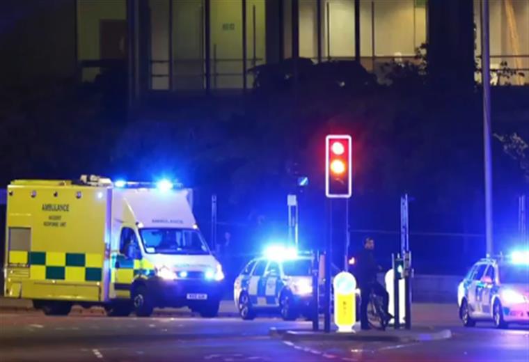 Jovem ligou ao pai momentos após ser atingida pela explosão em Manchester