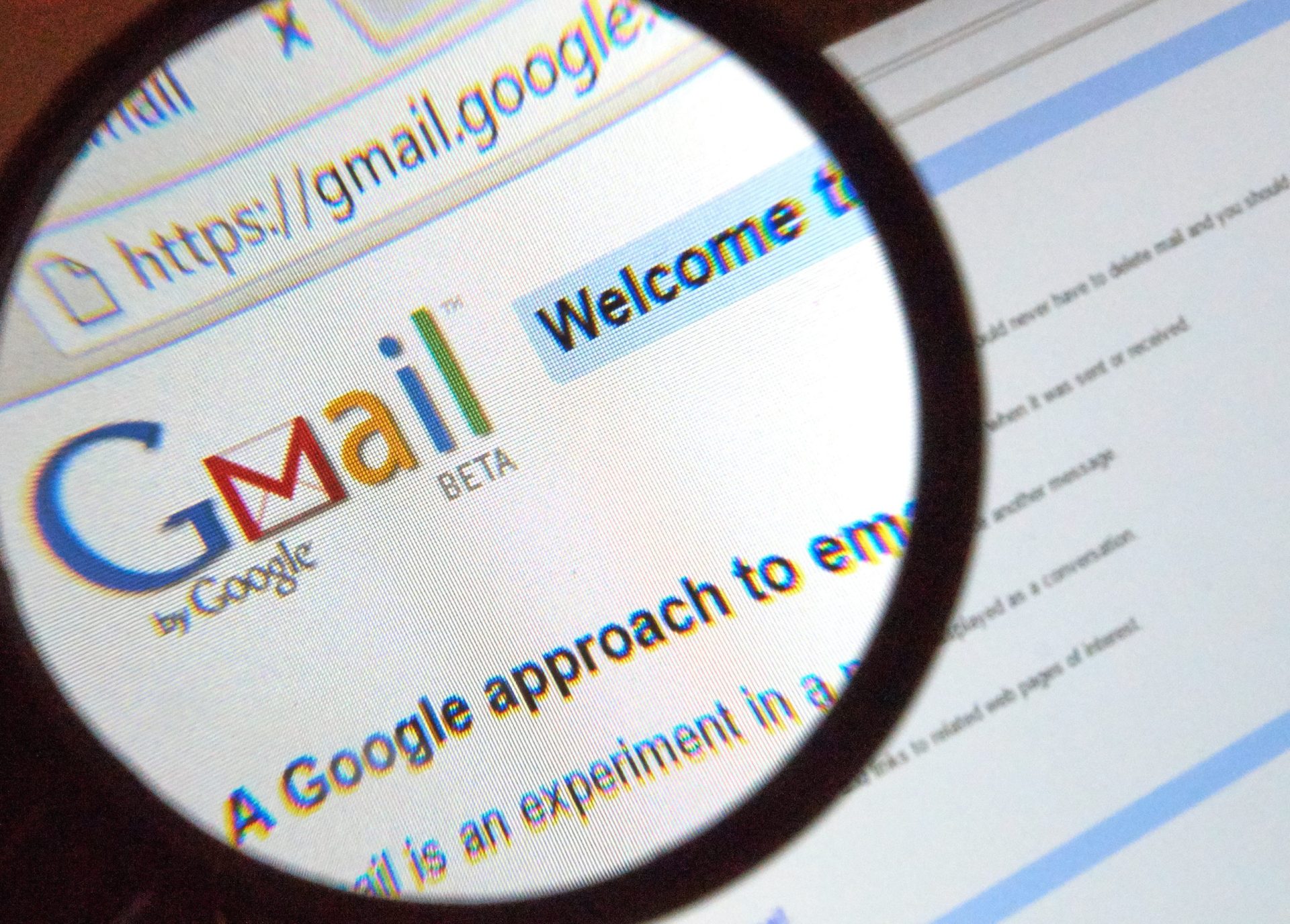 Google alerta para esquema fraudulento nos emails