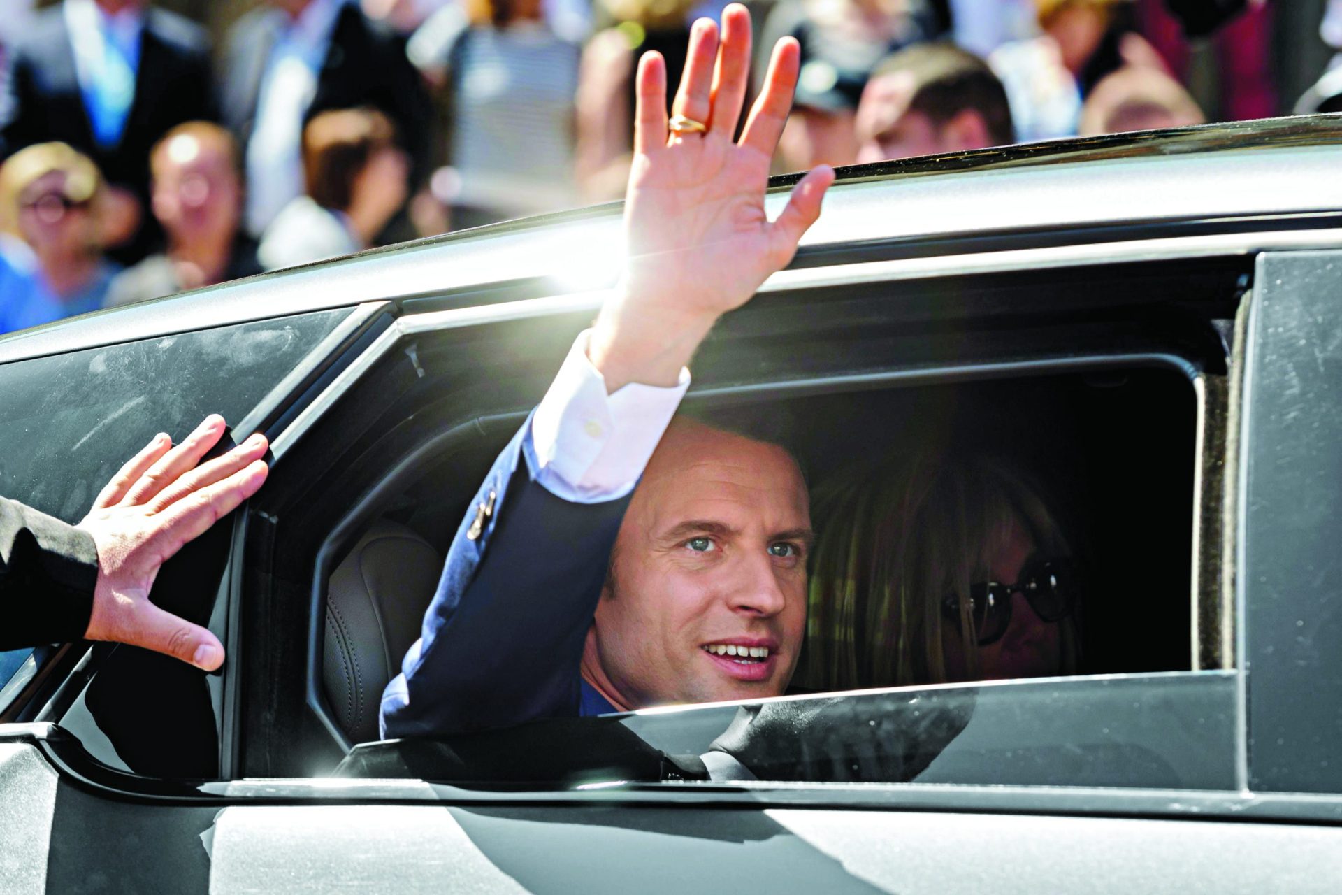 França. Partido de Macron está perto de completar revolução política
