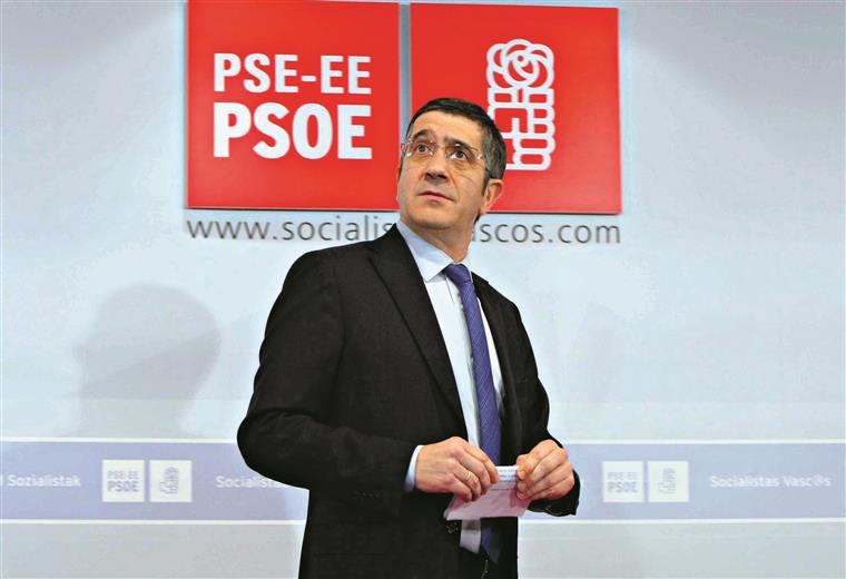 Espanha. Patxi López vai integrar direção do PSOE