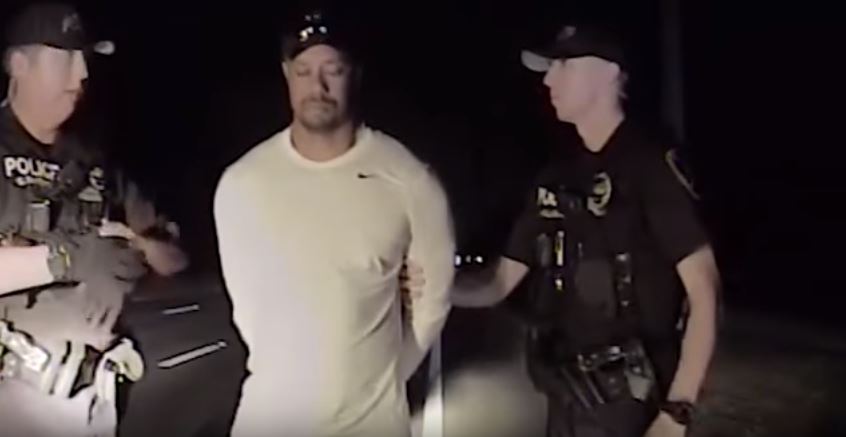 Vídeo da detenção de Tiger Woods foi divulgado