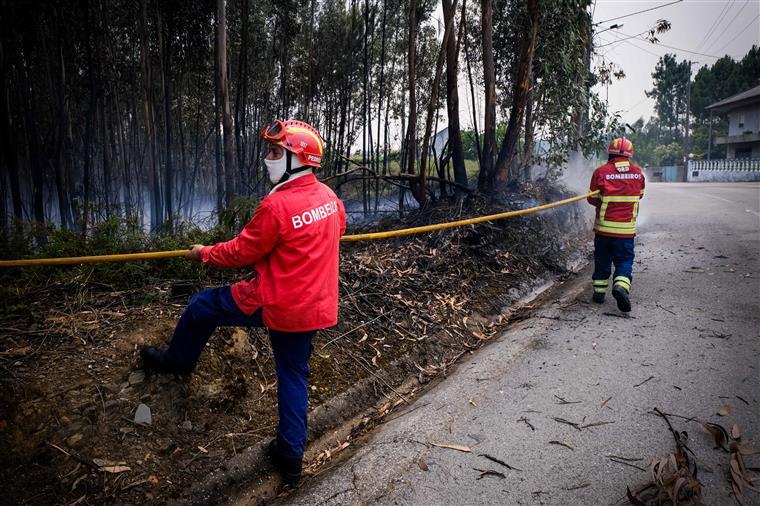 Incêndio em Góis obriga a evacuar quatro aldeias