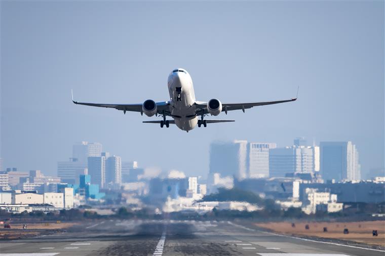 Incidente em avião gera pânico | VÍDEO