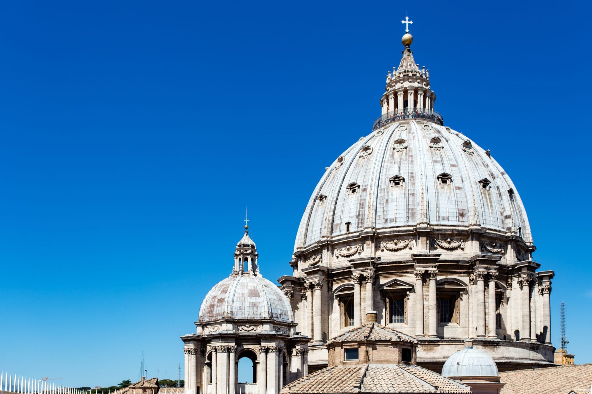 Polícia interrompe orgia gay no Vaticano