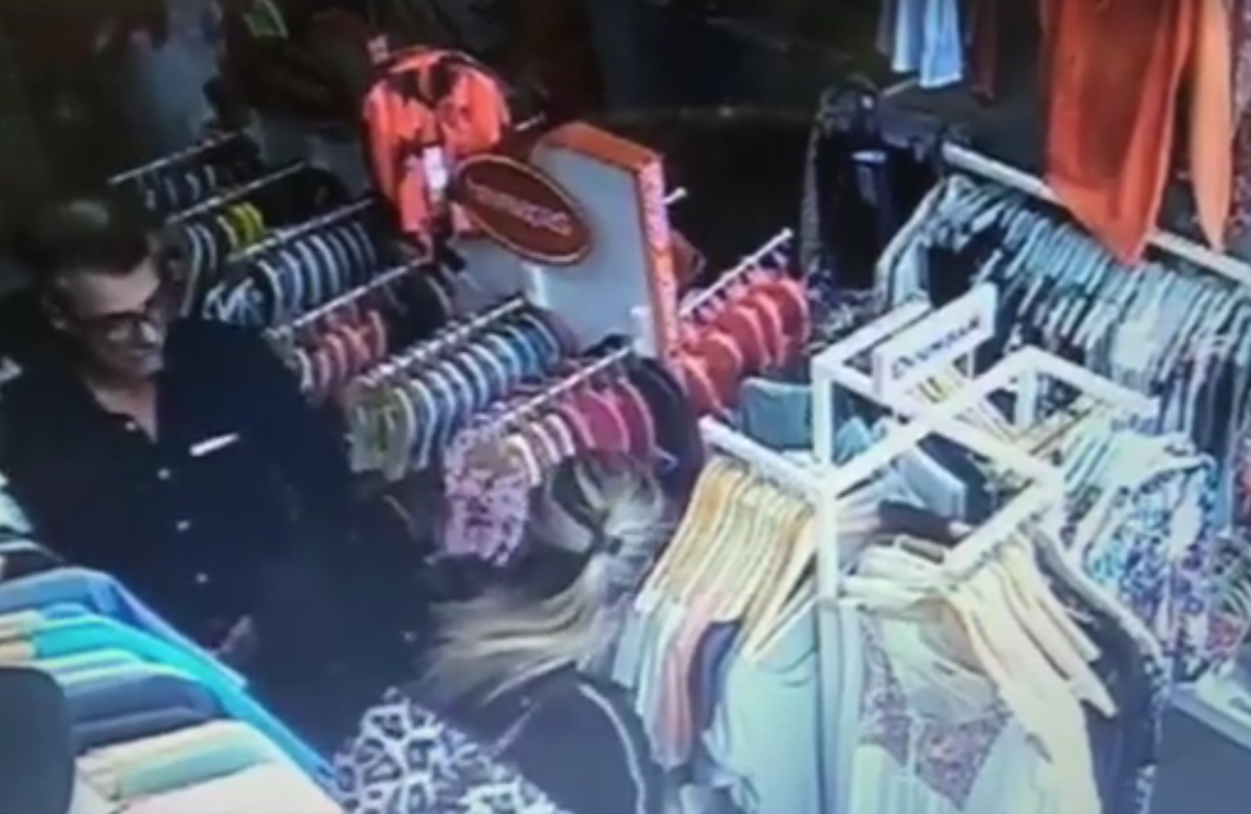 Roubo em loja na Nazaré registado em vídeo