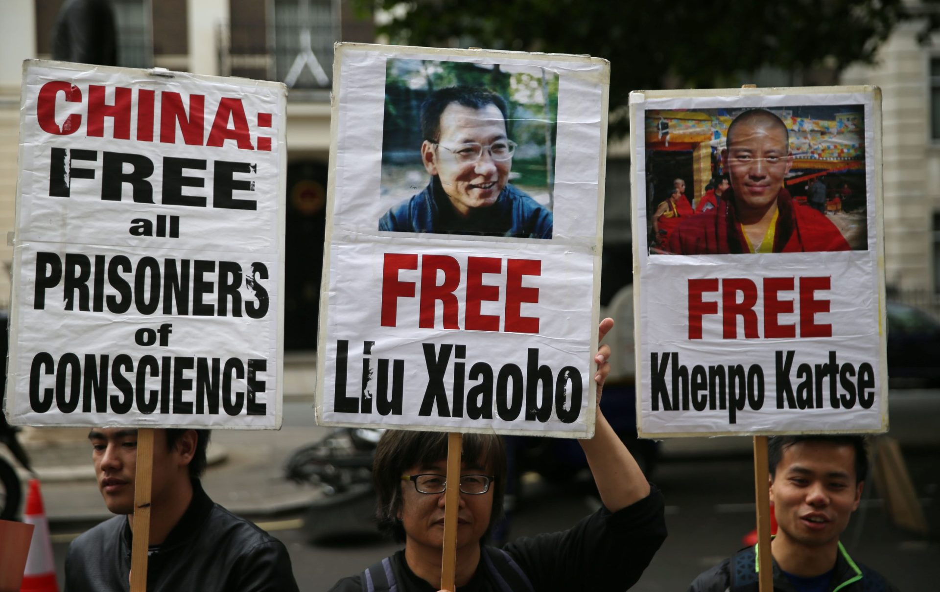 Liu Xiaobo. Médicos contradizem Pequim e dizem que Nobel da Paz pode ser tratado no ocidente