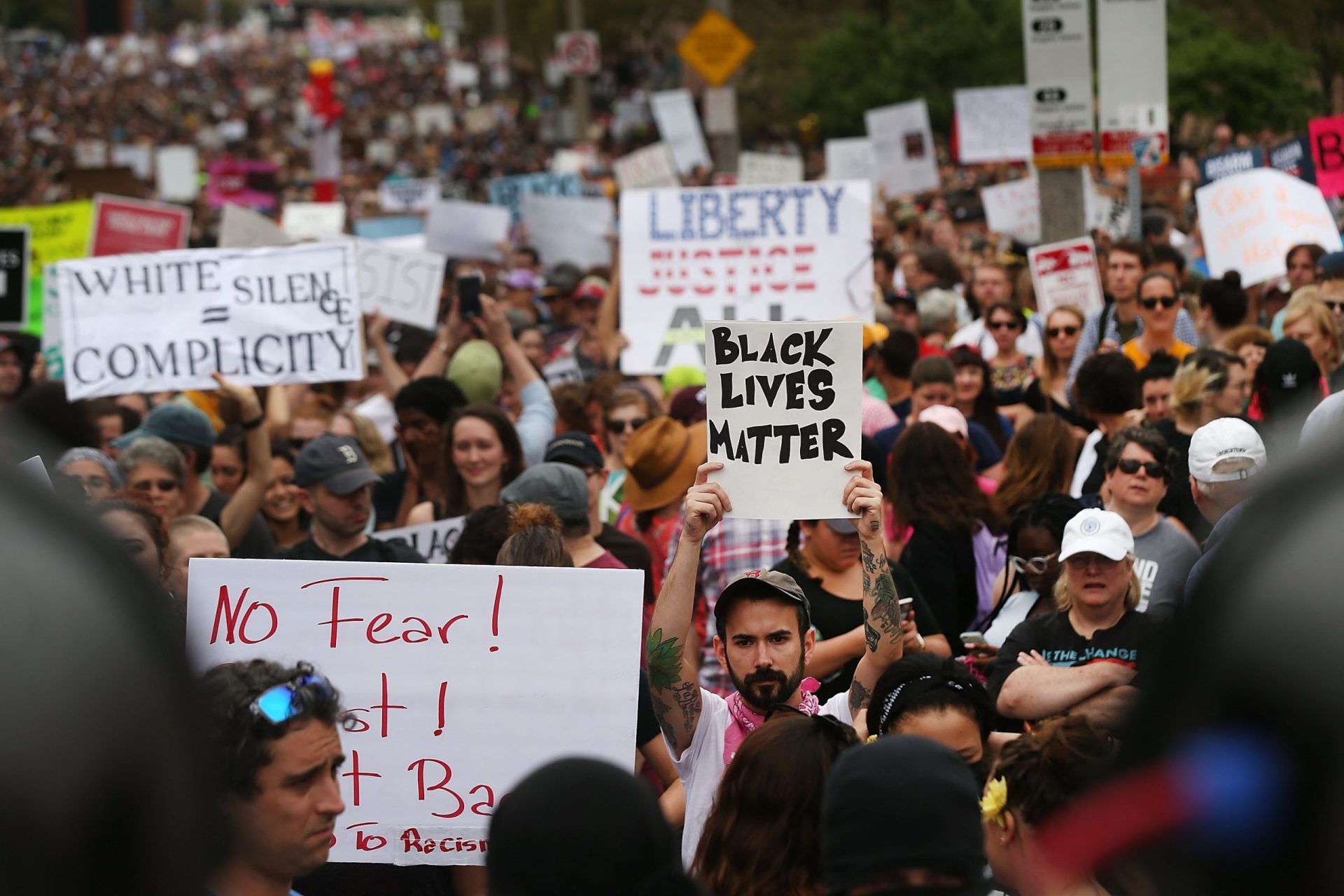 EUA. Boston bateu o pé ao racismo ressuscitado