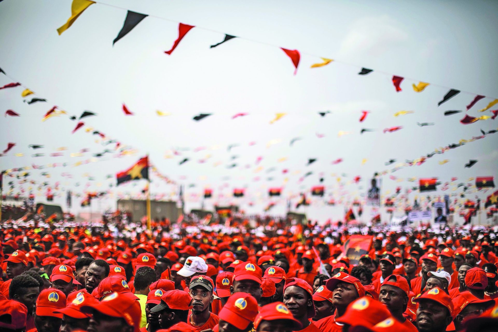 Eleições em Angola. O fim de uma era traz sempre o princípio de outra?