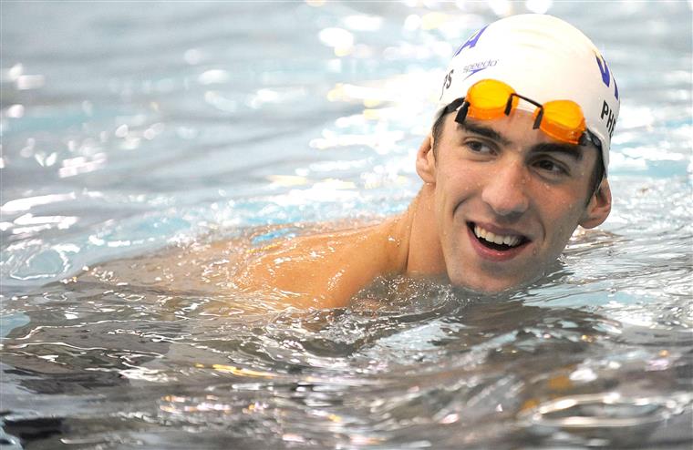 Phelps lança desafio a McGregor