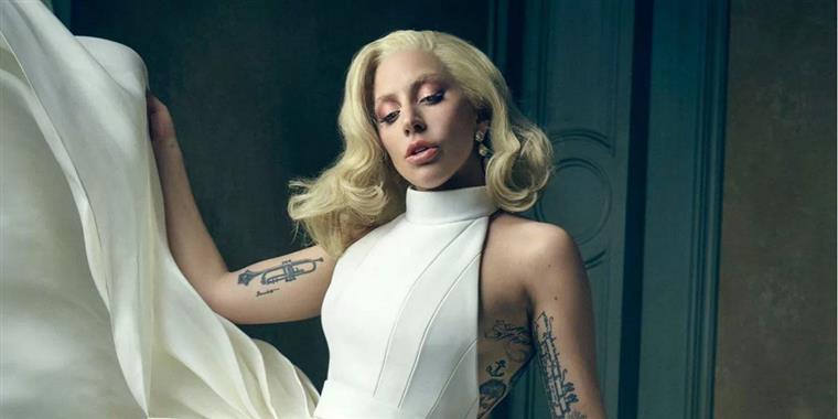 Lady Gaga cancela digressão e é acusada de vitimização