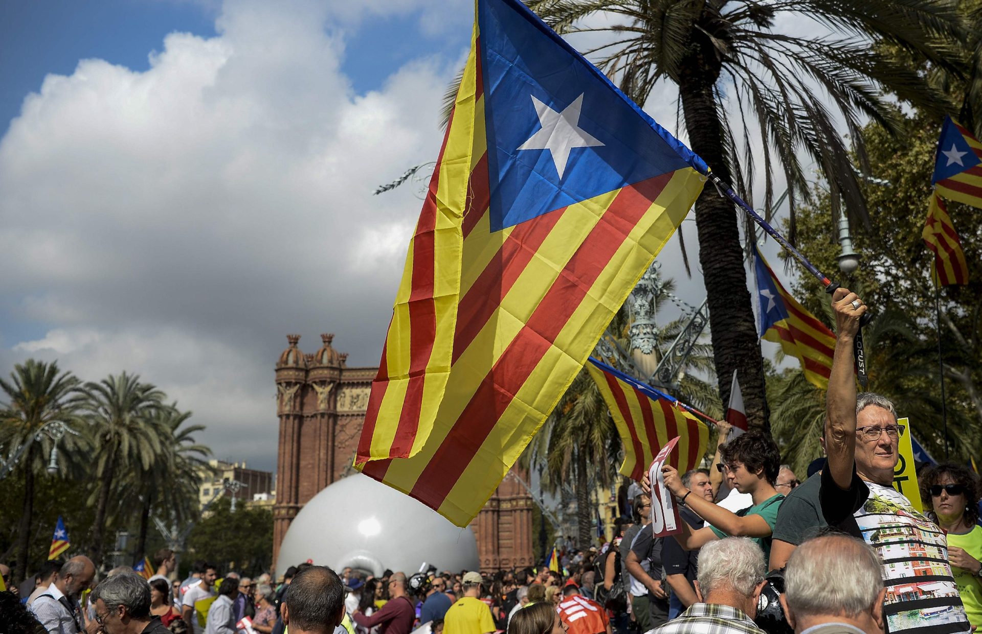 Catalunha. Depois da operação policial, Madrid quer negociações