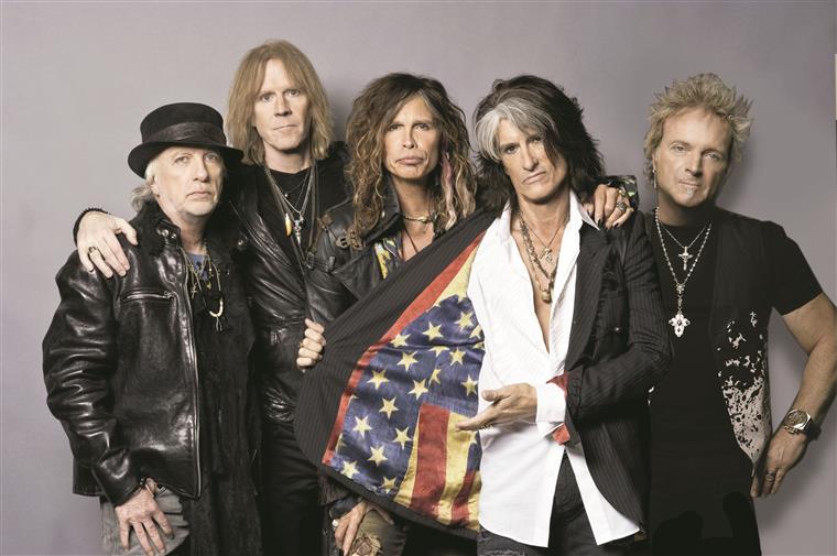 Aerosmith cancelam quatro concertos por causa da saúde do vocalista