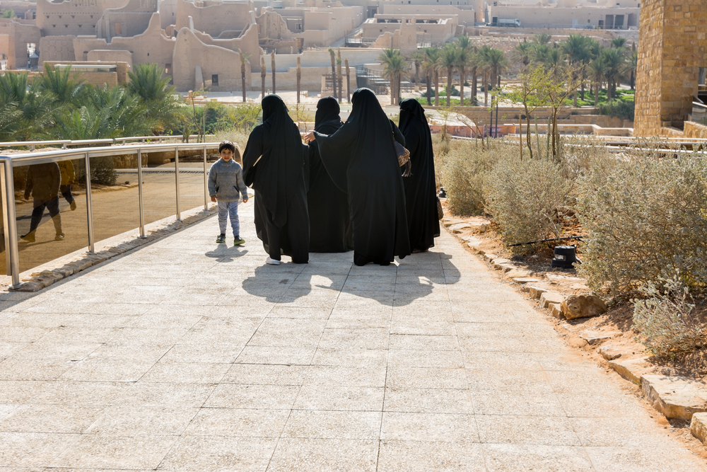 O que é que as mulheres da Arábia Saudita ainda não podem fazer?