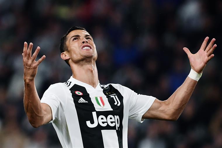 Itália. Ronaldo marca mas Juventus não ganha
