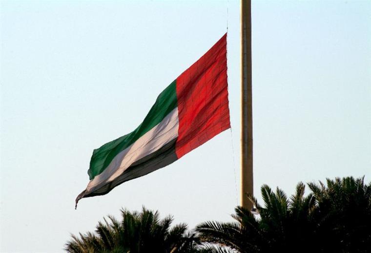 Abu Dhabi. Libertado estudante britânico acusado de ser espião