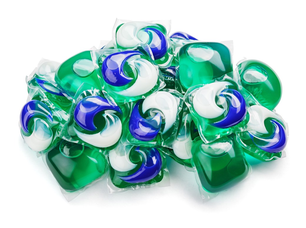 PSP alerta jovens para perigo de comer cápsulas de detergente: “Não faz sen(tide)”