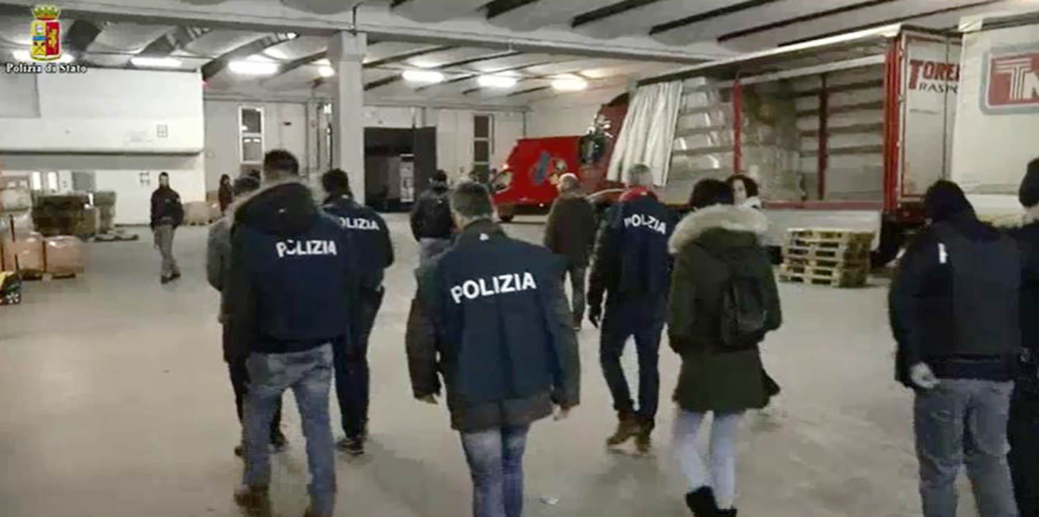 Polícia italiana prende mais de trinta membros da ‘máfia chinesa’