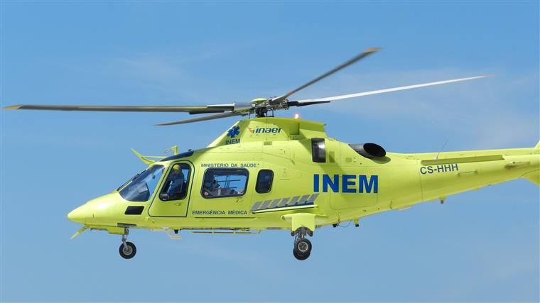 Falta de luz no hospital Garcia de Orta obriga a aterragem de helicóptero do INEM em campo de futebol
