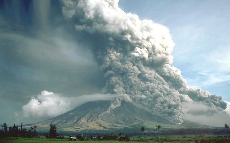 40 mil pessoas evacuadas nas Filipinas depois de vulcão ter entrado em erupção
