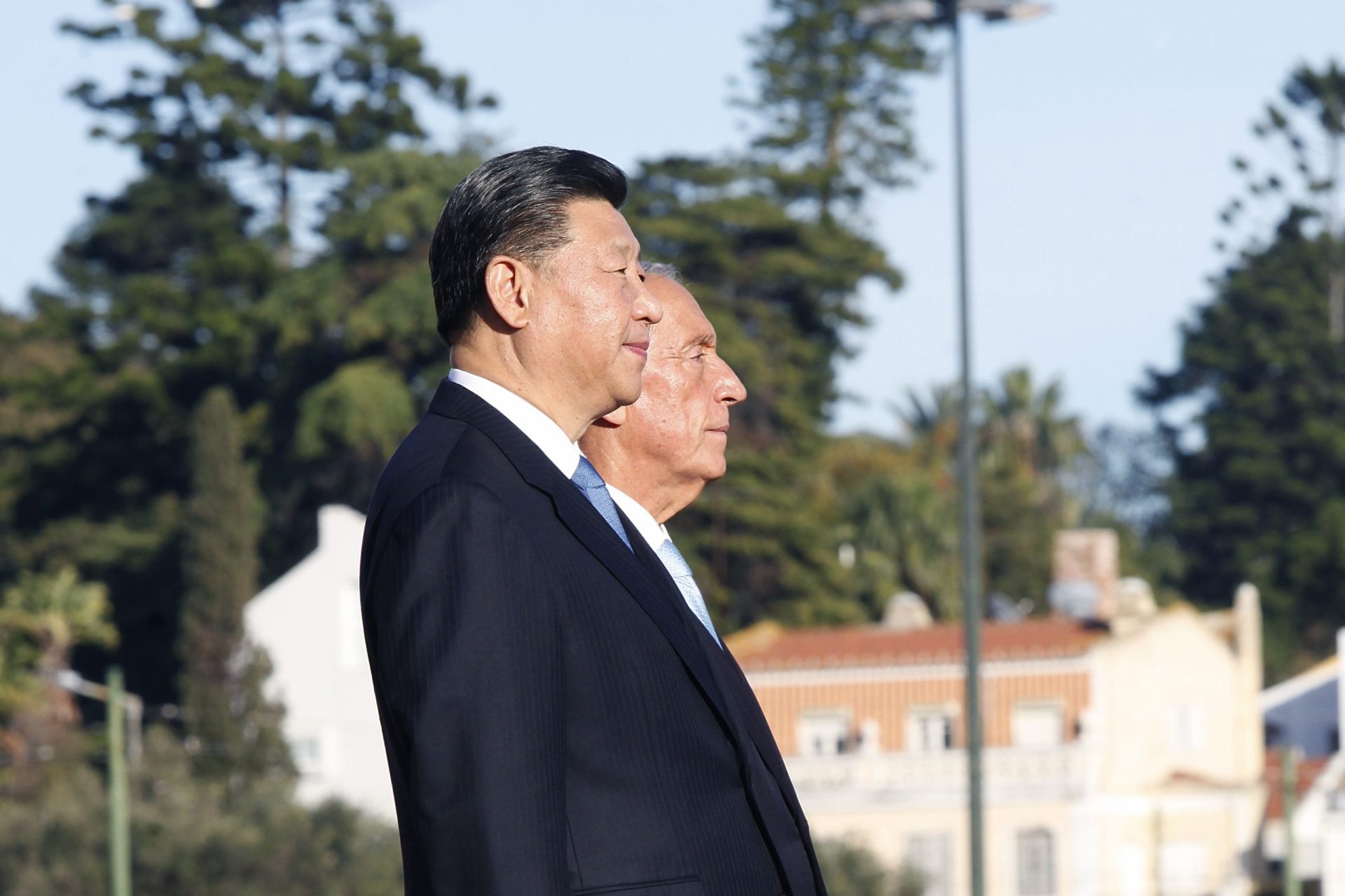 Marcelo recebe Xi Jinping à frente do Mosteiro dos Jerónimos