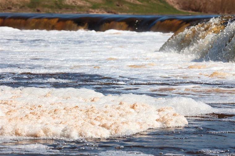 Governo já tomou medidas para combater poluição no rio Tejo