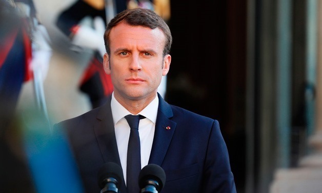 Macron quer avançar com lei para banir “fake news”