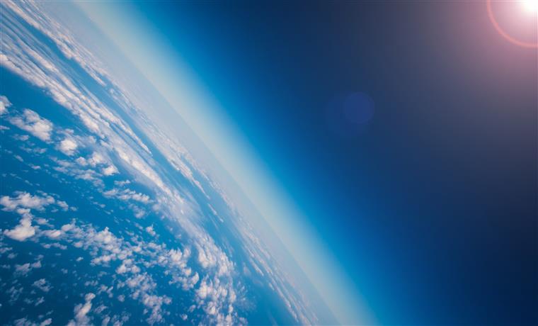 Buraco do ozono diminuiu devido a protocolos ambientais