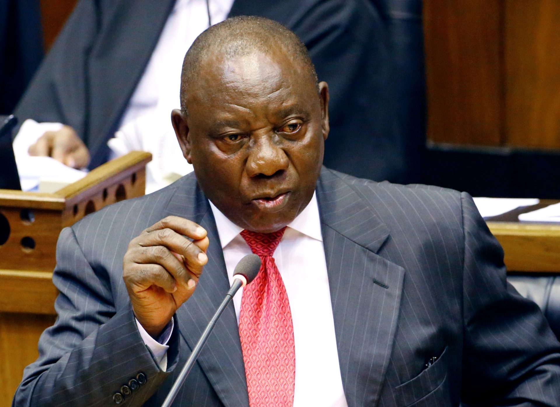 África do Sul. Parlamento elege Cyril Ramaphosa como presidente
