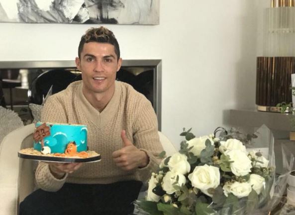 Cristiano Ronaldo faz hoje 33 anos