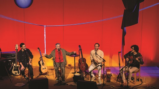 Caetano Veloso traz os filhos para concertos em Portugal