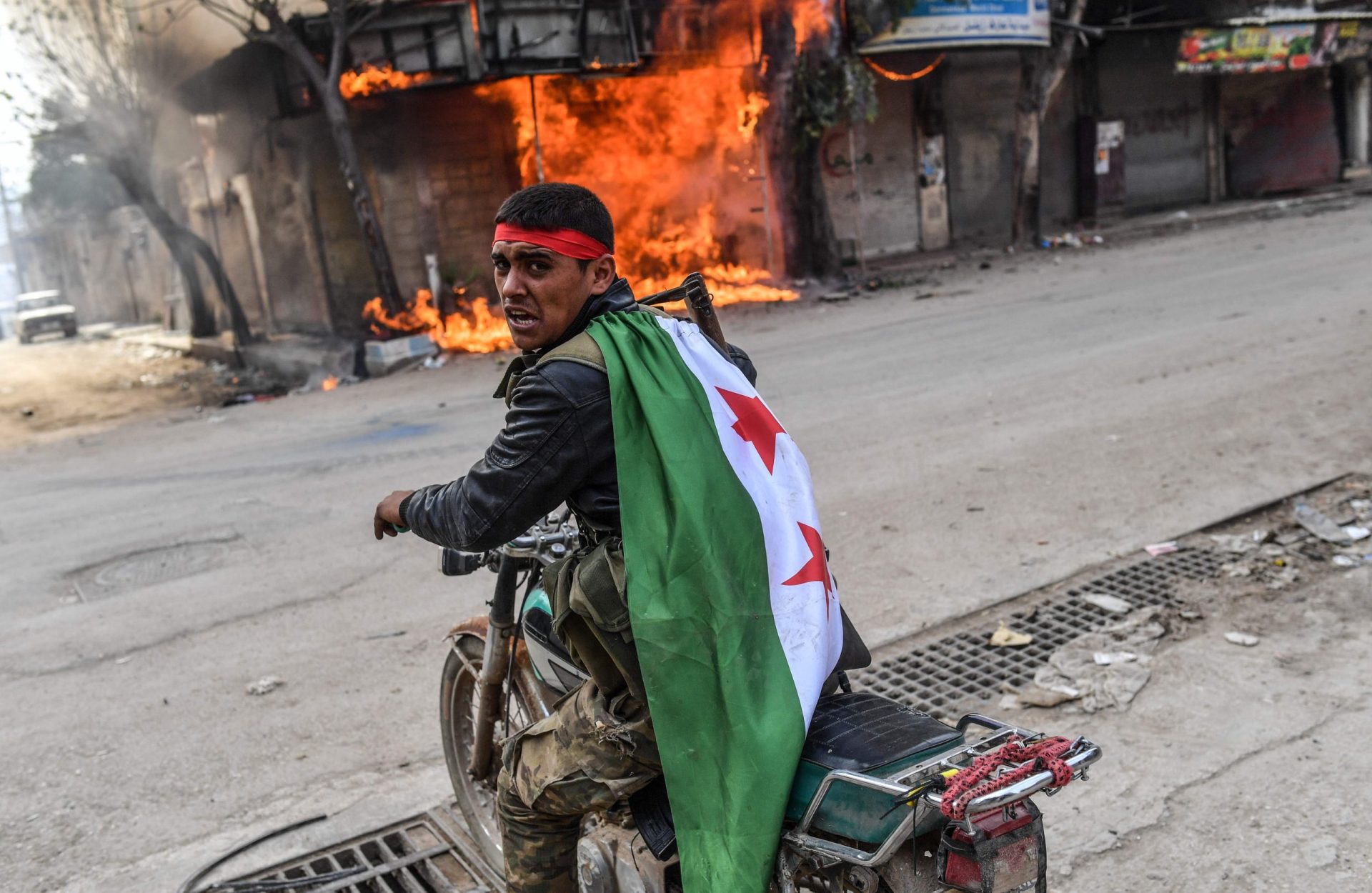 Síria. Turquia conquista Afrin aos curdos e complica o confliito sírio