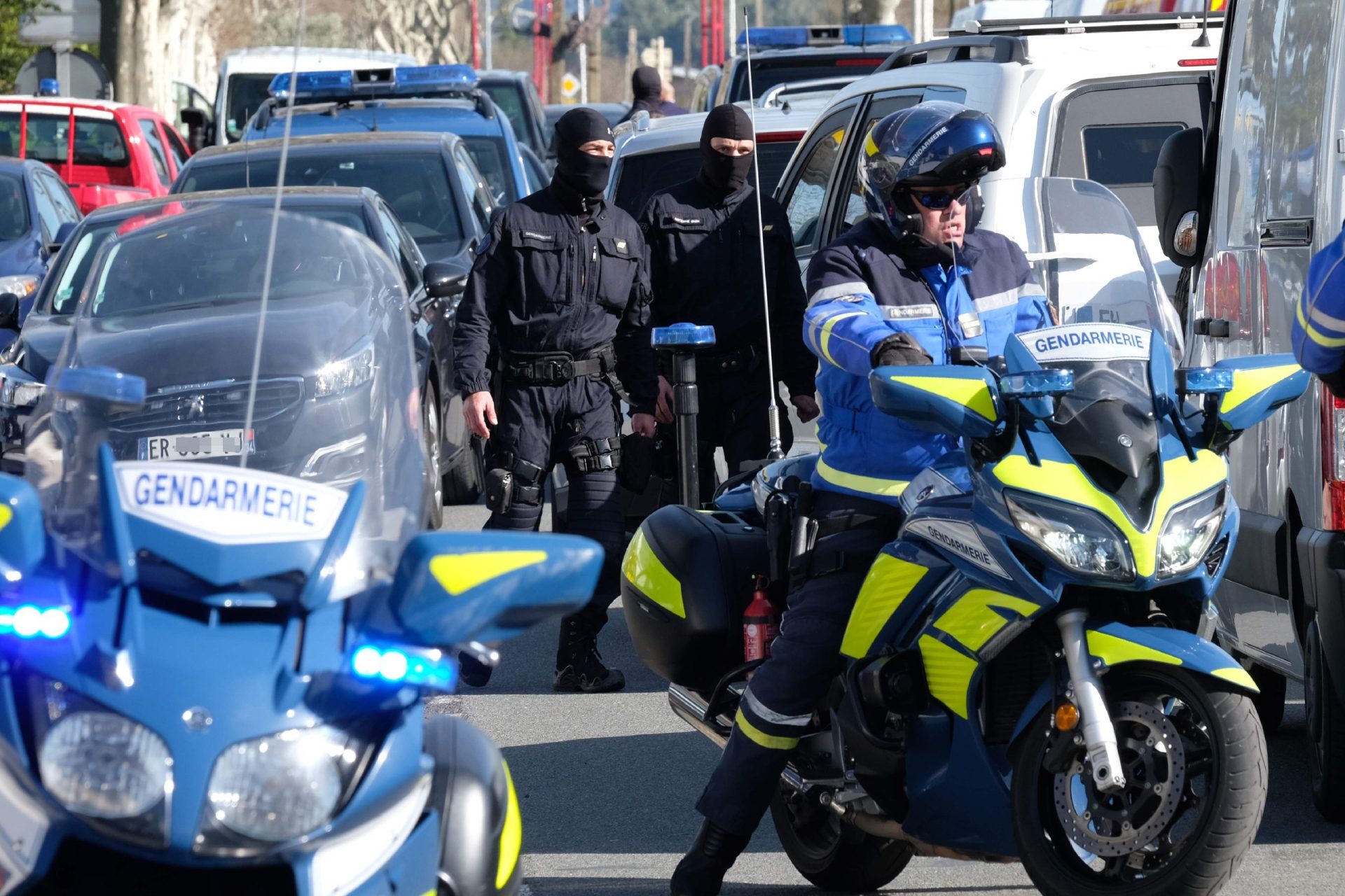 Governo desmente existência de português entre as vítimas mortais do ataque em França