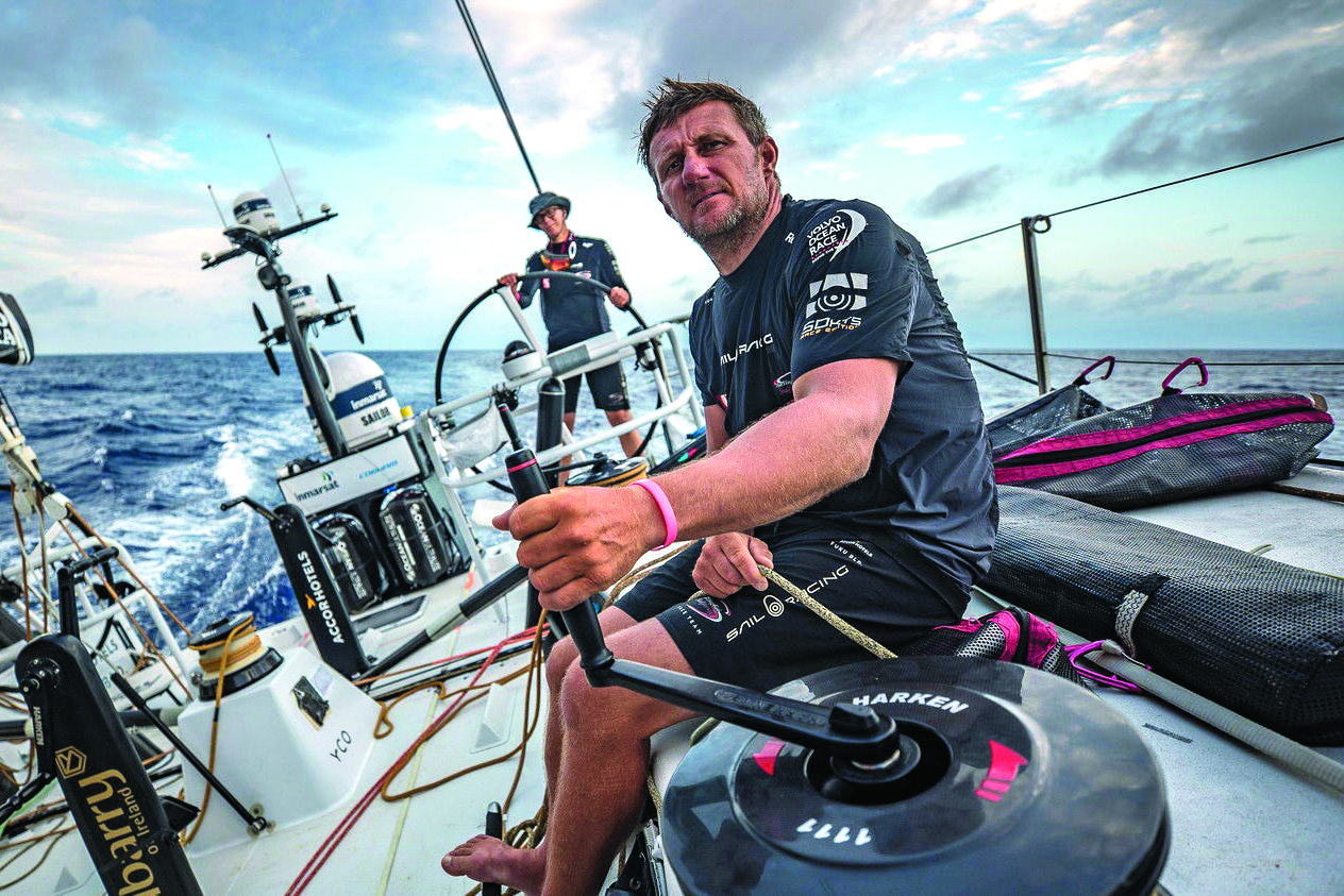Volvo Ocean Race. Velejador britânico continua “perdido” no Oceano Pacífico