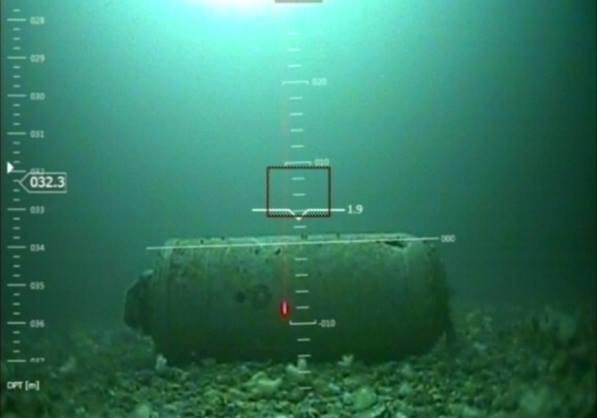 Marinha portuguesa inativa bomba da II Guerra Mundial