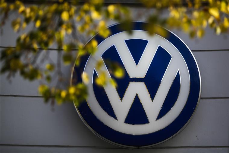 Sabe porque a Volkswagen vai mudar de símbolo?