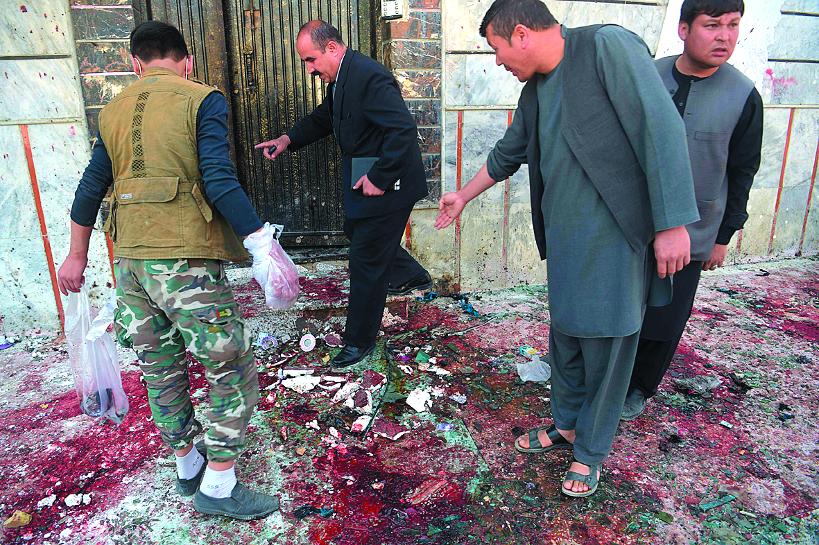 Afeganistão. Bombista do Estado Islâmico mata 57 em Cabul