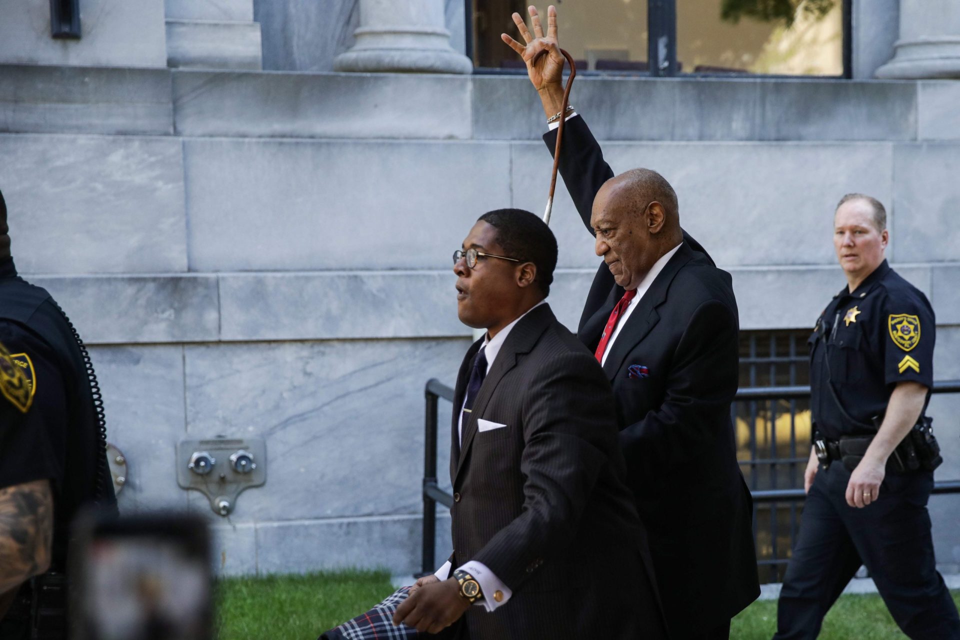 Cosby, a antiga bússola moral americana, completa a queda