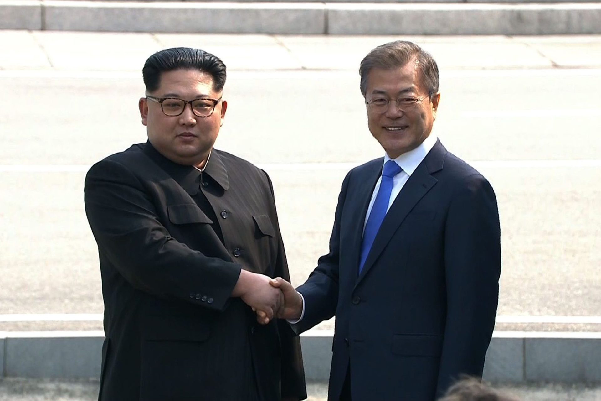 Coreias anunciam acordo de paz