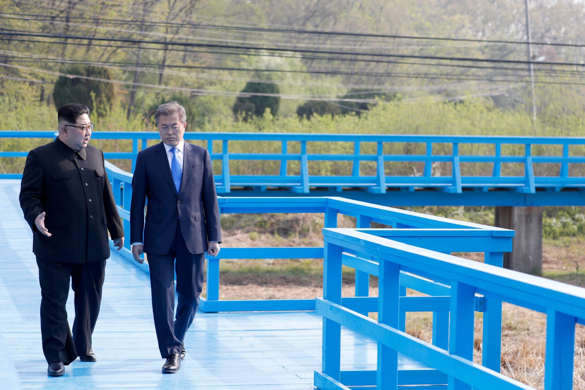 As imagens históricas do encontro entre Kim Jong-un e Moon Jae-in