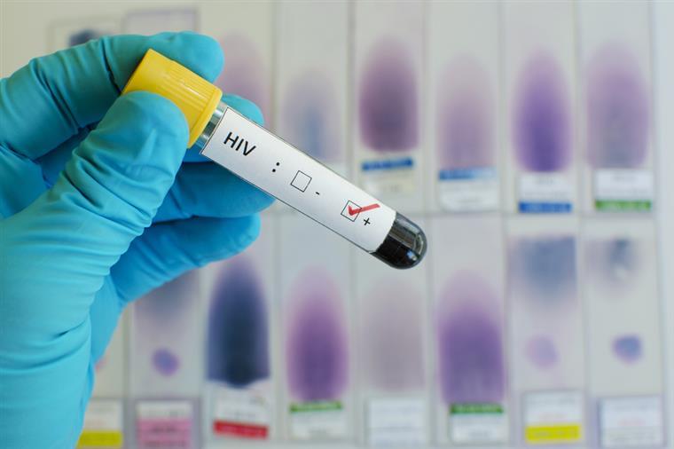 Teste ao HIV e Hepatice C poderá ser feito em casa
