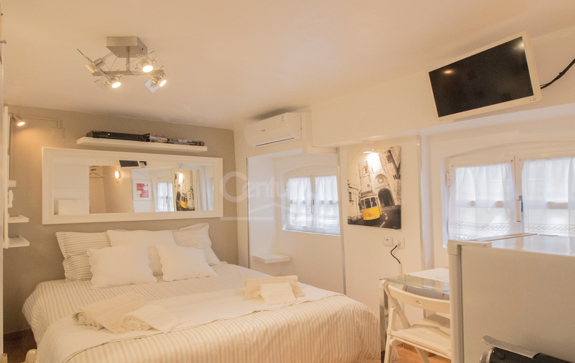 Apartamento “mais pequeno” de Lisboa está à venda por 150 mil euros |FOTOS
