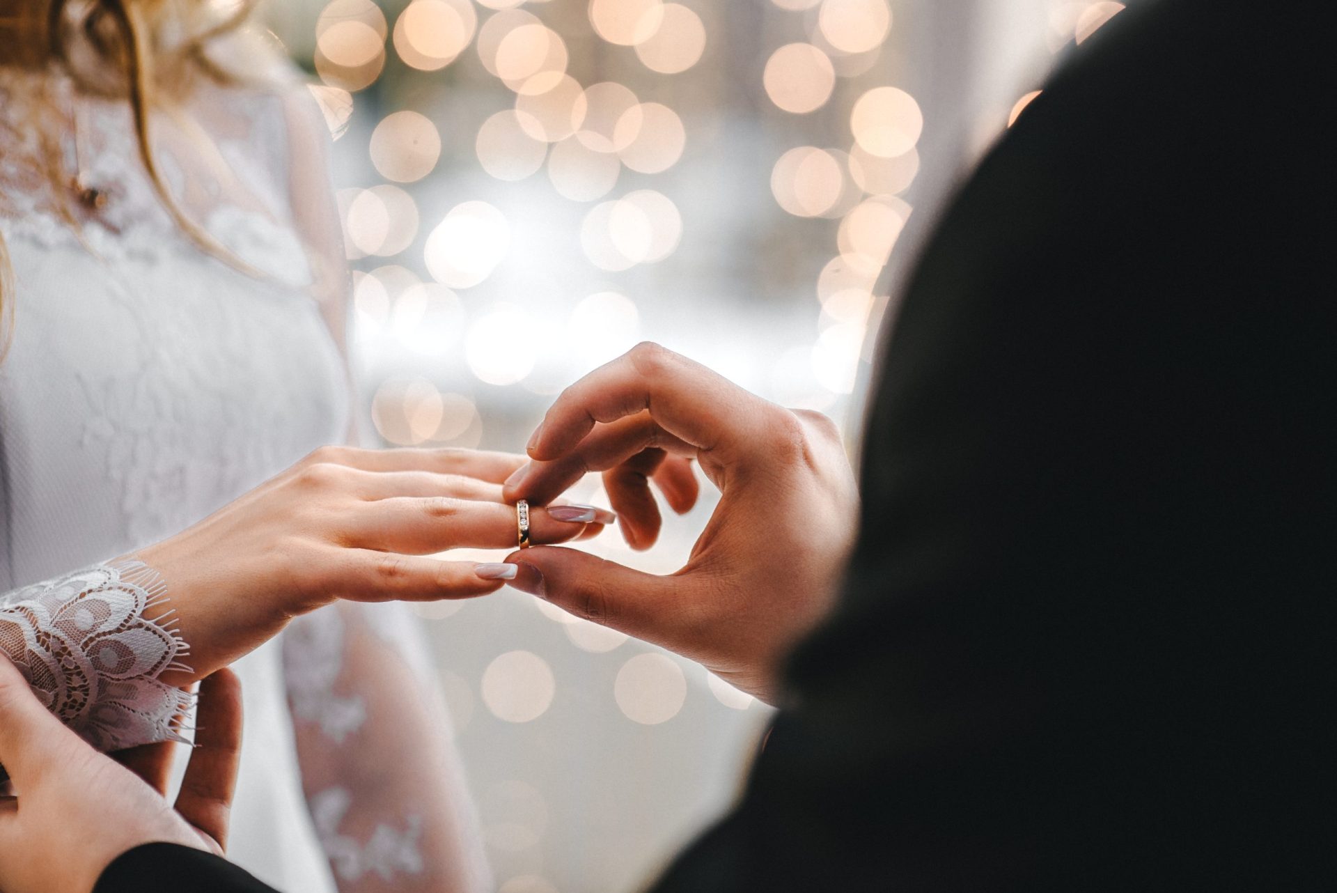 Noivo divorcia-se 15 minutos depois de se ter casado