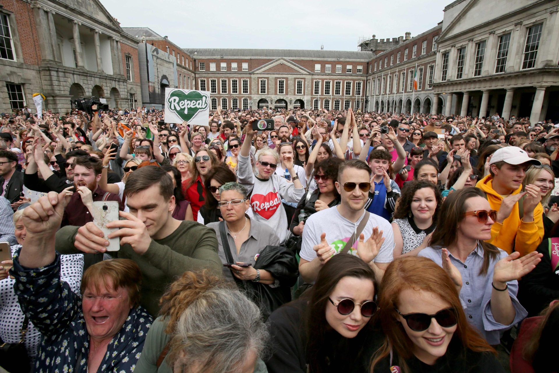 “Aconteceu uma revolução silenciosa”. Irlanda abre as portas ao aborto